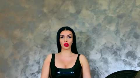 Kim Wilmes online show from March 23, 4:40 am