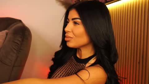 Andreea online show from January 16, 11:45 pm