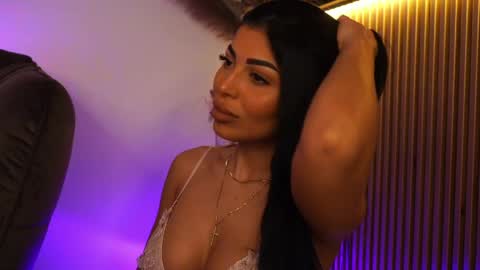 Andreea online show from April 18, 8:53 pm