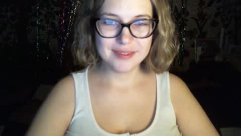 kindsweet online show from March 8, 11:39 pm