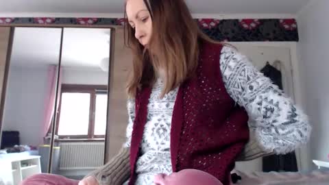 sexysexyhotwetpinkredpussy online show from May 13, 3:07 pm