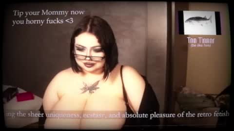 The Baddie online show from July 22, 3:02 pm