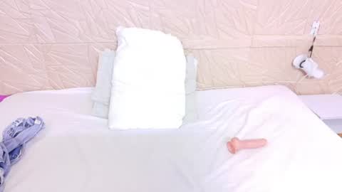 kinkyy_redhead online show from June 27, 12:22 pm