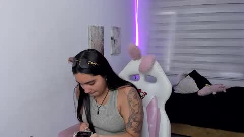 kir_ely online show from May 30, 7:10 pm