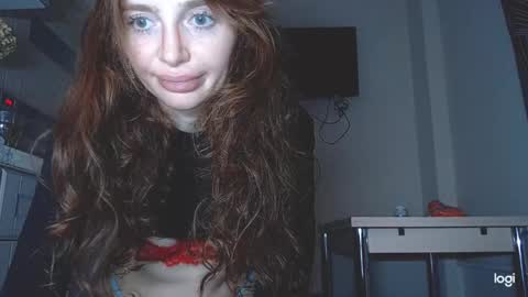 Kira online show from March 6, 1:24 pm