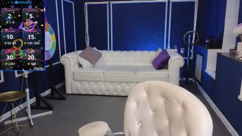 Snapshot of kira_kennet chatting on September 15, 7:38 am Kira Kennet online show from September 15, 7:38 am