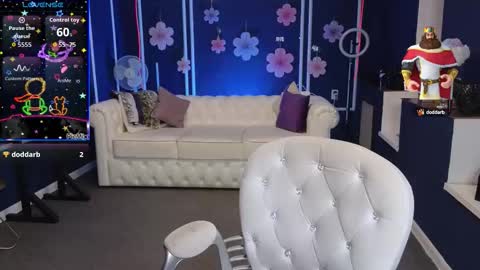 Snapshot of kira_kennet chatting on October 3, 9:14 am Kira Kennet online show from October 3, 9:14 am