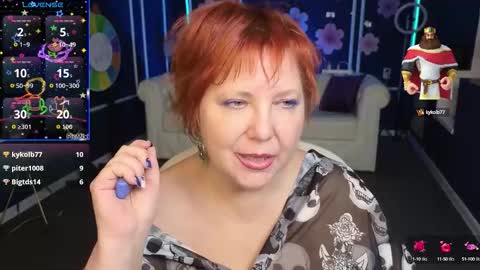 Snapshot of kira_kennet chatting on September 25, 5:01 pm Kira Kennet online show from September 25, 5:01 pm