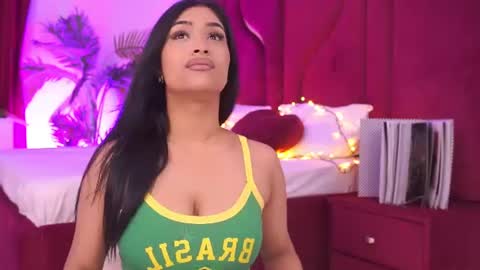 kira krush online show from June 17, 5:20 am