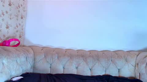 kira online show from September 30, 12:44 pm