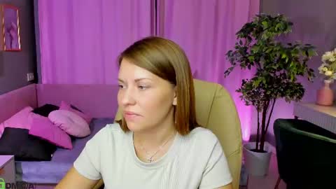 Kira online show from July 13, 1:06 am