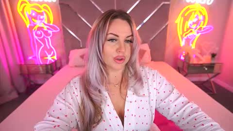 Kira online show from October 23, 2:23 pm