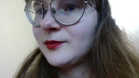 KiraGoldens online show from October 11, 10:42 am