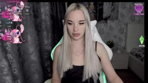 kirakrox online show from September 10, 9:15 pm