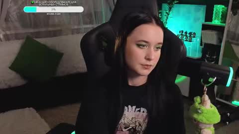 Kira    online show from October 4, 11:20 pm