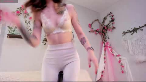 little vampire online show from October 29, 5:23 am