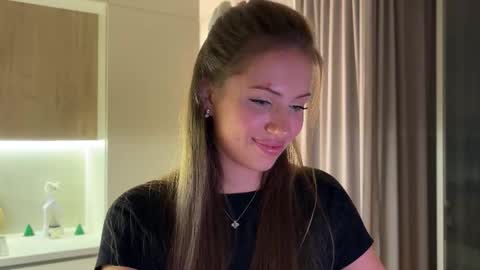 Kira online show from November 14, 4:51 pm