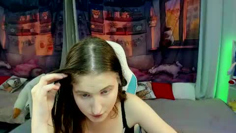KiraParker online show from August 2, 8:50 am