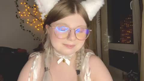 KiraYume online show from June 16, 8:21 pm