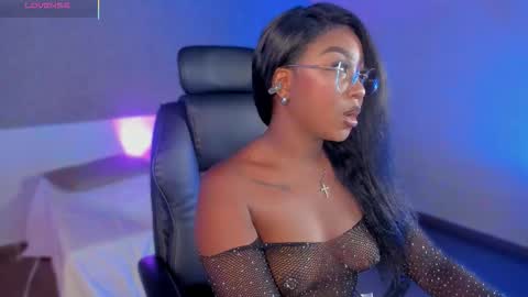 Snapshot of kishalove_ chatting on September 25, 10:47 am kishalove_ online show from September 25, 10:47 am