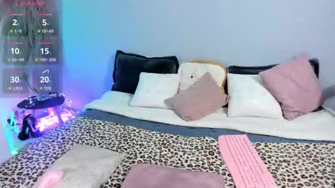 kissasins22 online show from October 31, 10:19 am