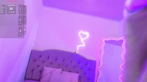 KISSI  online show from October 17, 12:08 pm