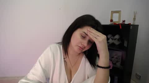 kissleoxx online show from February 5, 5:38 pm