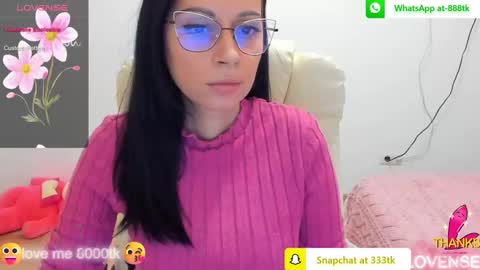 Snapshot of kisssnicol chatting on March 3, 5:36 pm kisssnicol online show from March 3, 5:36 pm