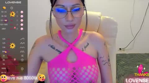 Snapshot of kisssnicol chatting on September 14, 4:27 pm kisssnicol online show from September 14, 4:27 pm