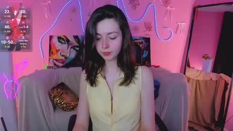 kitniss online show from June 2, 7:26 pm