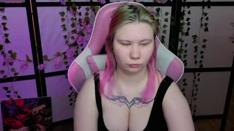 kitsune_little online show from April 15, 1:33 pm