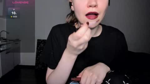 Kitsune online show from September 9, 8:19 pm