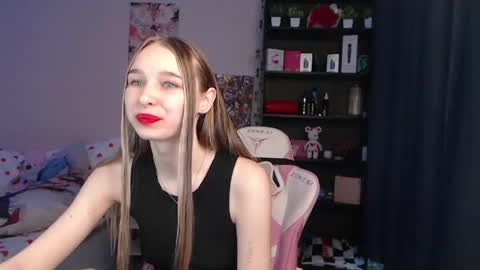 kitsuneyX online show from May 23, 1:59 am