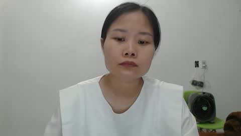 kitti_baby2x online show from April 2, 1:41 pm
