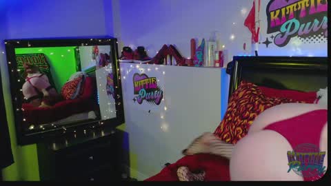 Kittie Purry online show from February 9, 4:36 am