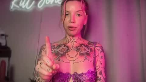 kittjones33 online show from July 21, 12:28 pm