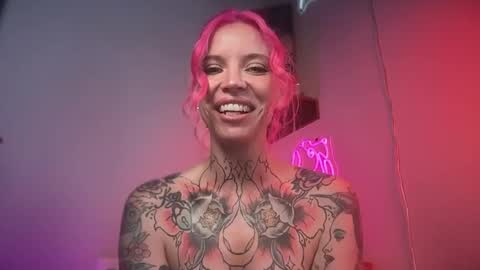 kittjones33 online show from July 28, 12:19 am