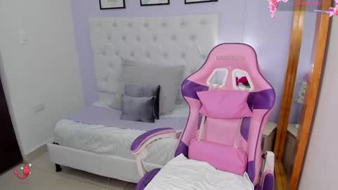 Kitty Kayo online show from October 22, 4:17 am