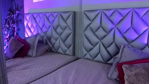   online show from October 21, 8:57 pm