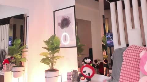 kitty online show from November 14, 12:10 am