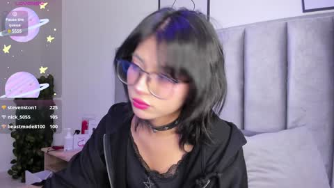 Snapshot of kitty_gang chatting on December 11, 2:41 am Camila online show from December 11, 2:41 am