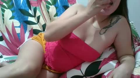 kitty_kate90 online show from December 16, 8:16 pm