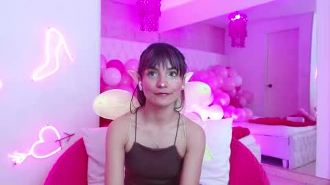 KITTY online show from November 25, 1:24 pm