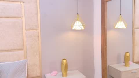 kitty_model online show from May 20, 1:41 pm