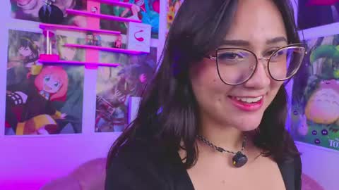 Nicol Gomez online show from May 30, 11:43 pm