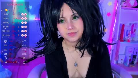 Snapshot of kitty_parker chatting on December 11, 10:36 am online show from December 11, 10:36 am