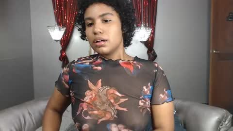 Snapshot of kitty_pervertedx chatting on January 17, 11:51 pm kitty online show from January 17, 11:51 pm