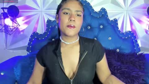 Snapshot of kitty_pervertedx chatting on February 1, 1:12 am kitty online show from February 1, 1:12 am