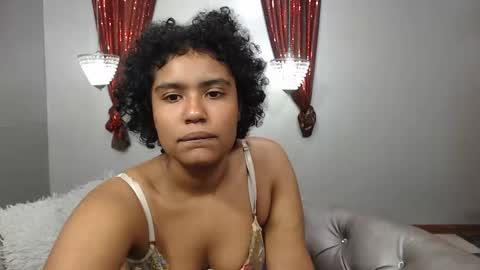 Snapshot of kitty_pervertedx chatting on January 28, 6:17 pm kitty online show from January 28, 6:17 pm