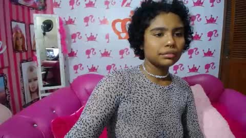 Snapshot of kitty_pervertedx chatting on January 11, 7:28 am kitty online show from January 11, 7:28 am